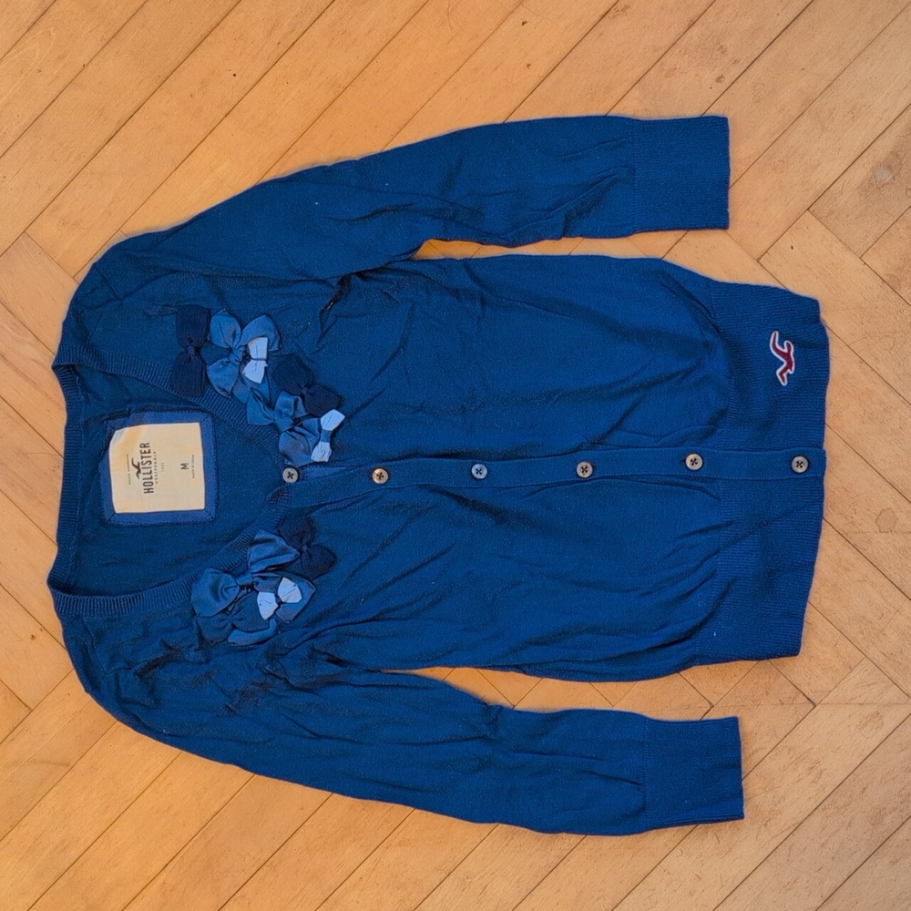 Hollister royal blue cardigan size M